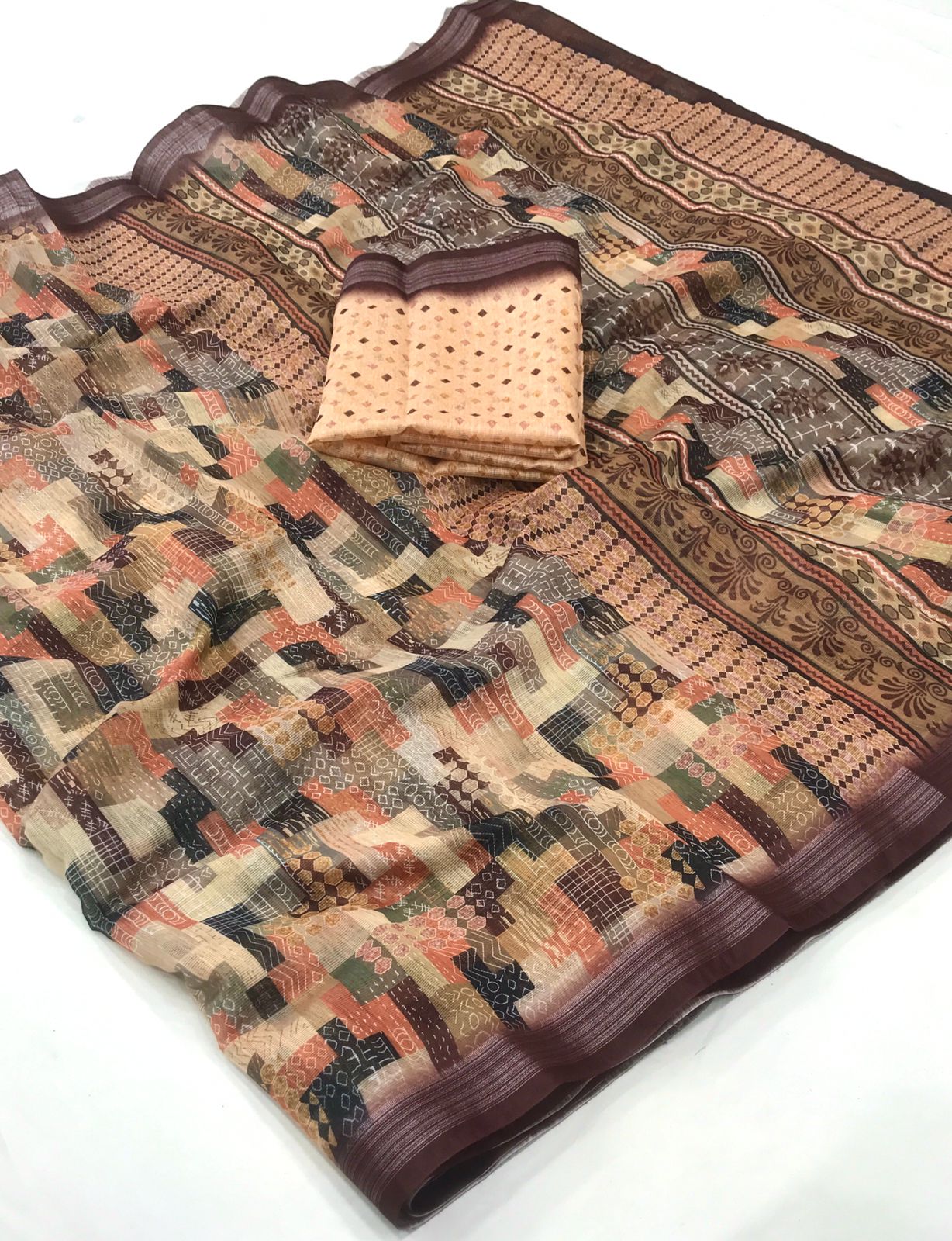 Soft Linen Silk With Digital Printed Regular Wear Saree Collection At Wholesale Rate