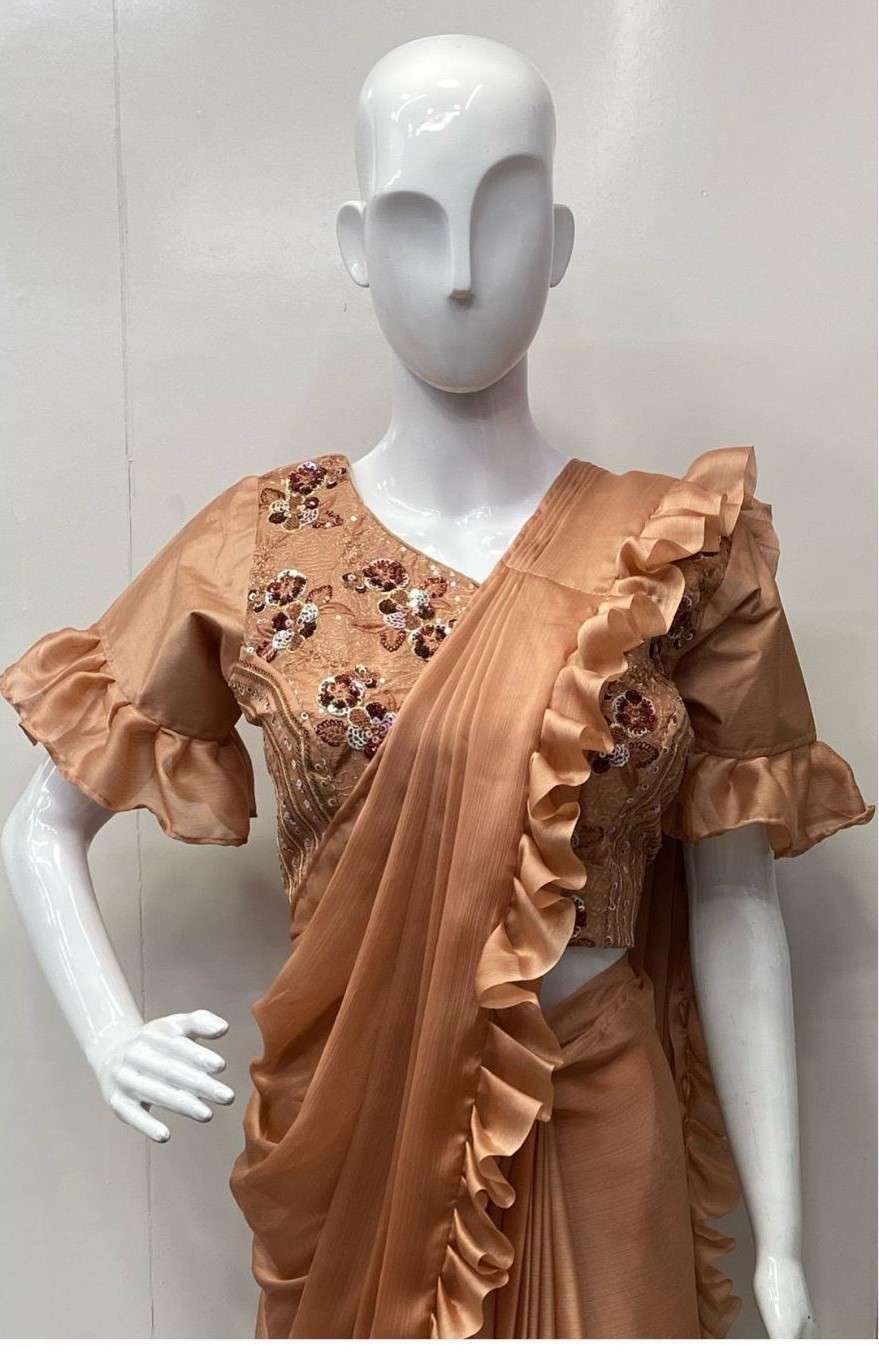 Indo Western Blouses: Add a Modern Twist to Traditional Sarees!