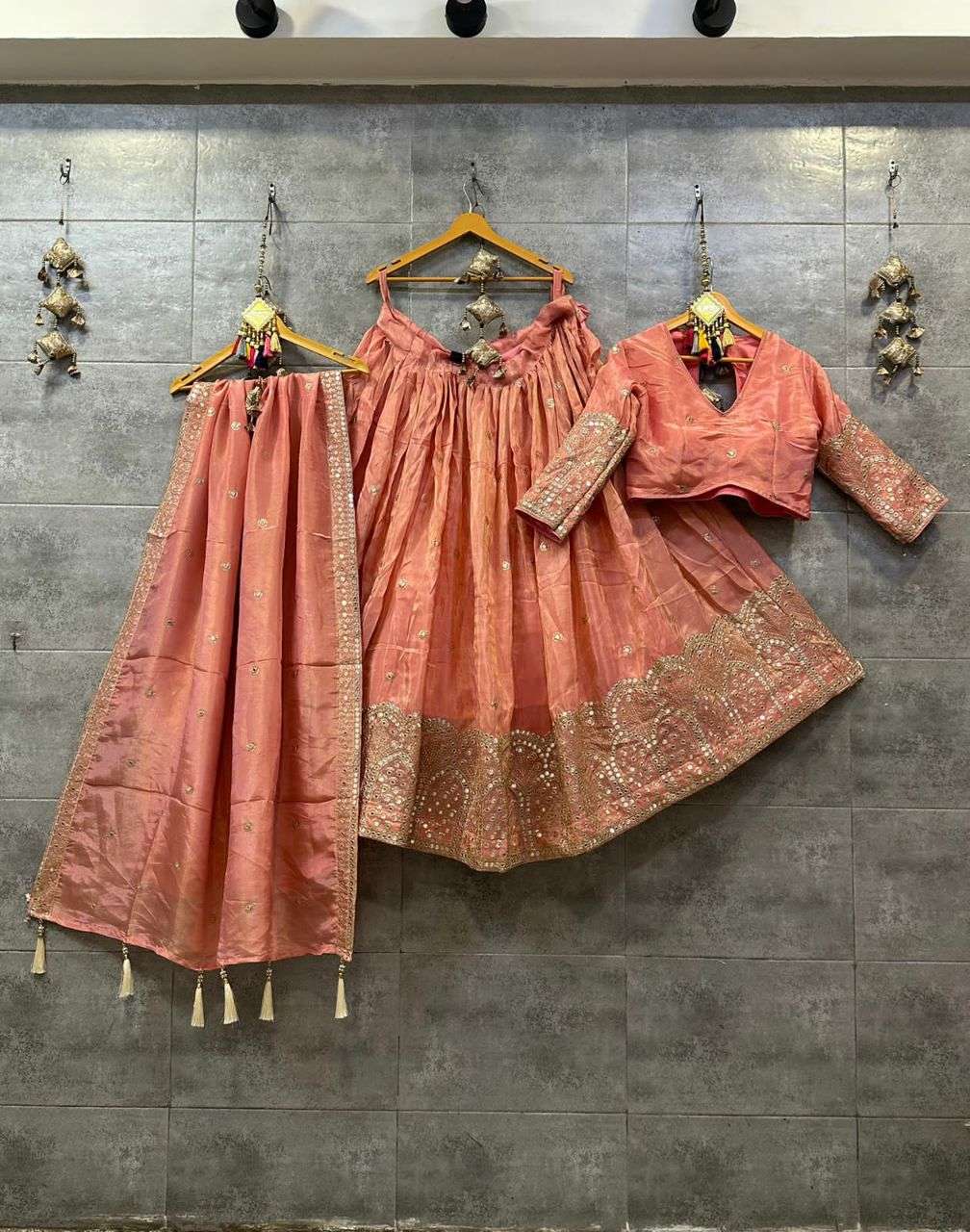 GAJJI SILK LEHENGA CHOLI COLLECTION