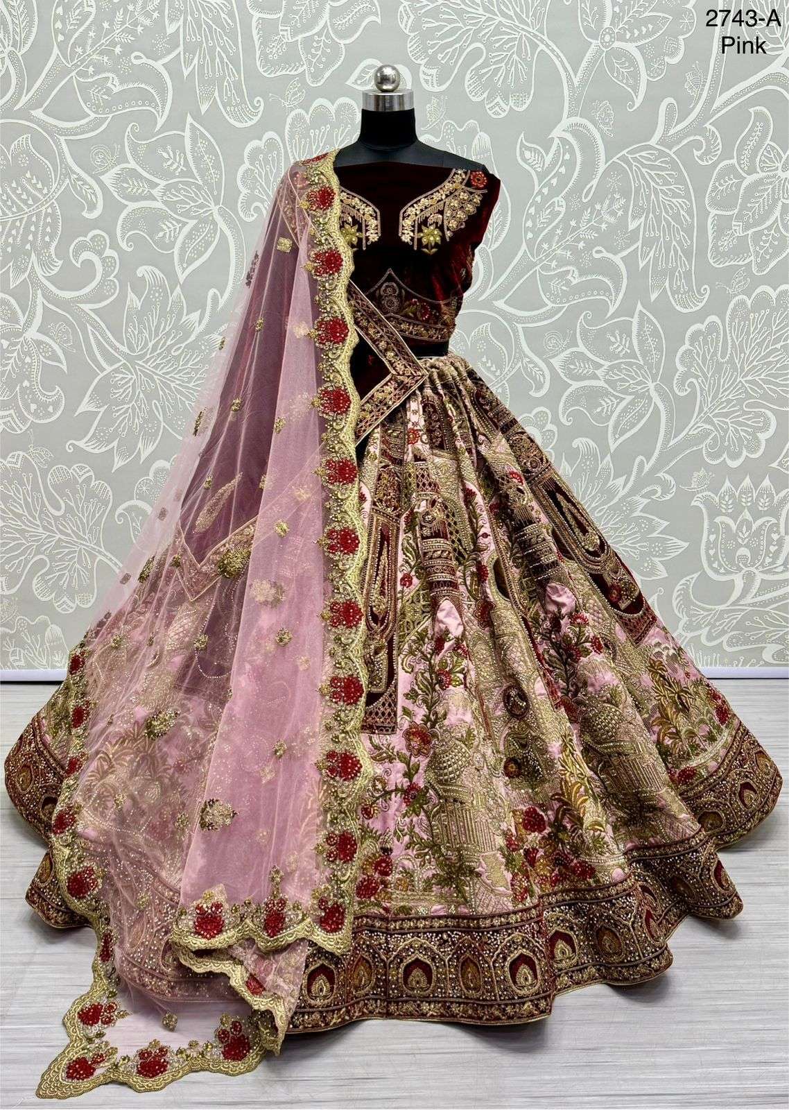 BRIDAL SPECIAL SILK FABRICS DESIGNER LEHENGA CHOLI SUPLIER IN SURAT