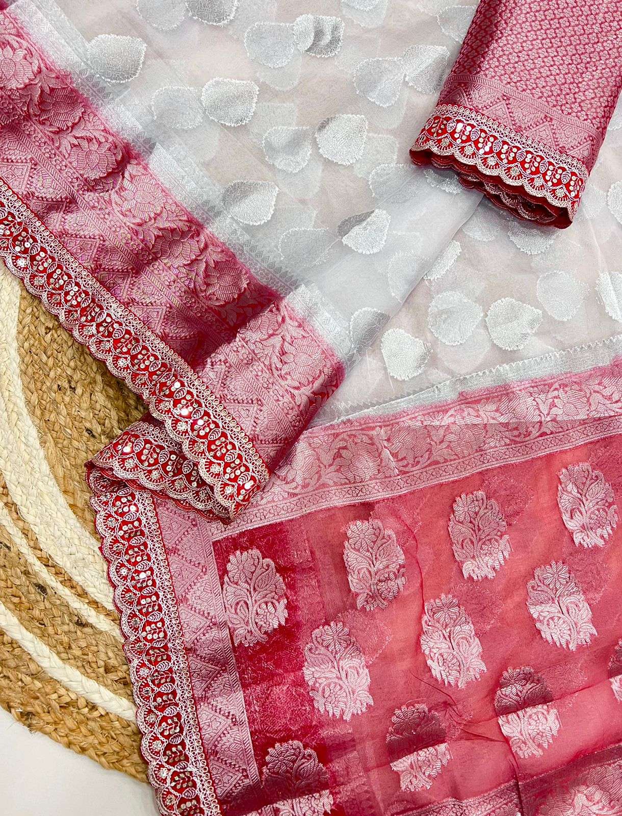 DURGA POOJA SPECIAL RED WHITE SHADES ORGANZA FABRICS HEAVY BORDER ATTECH SAREE 