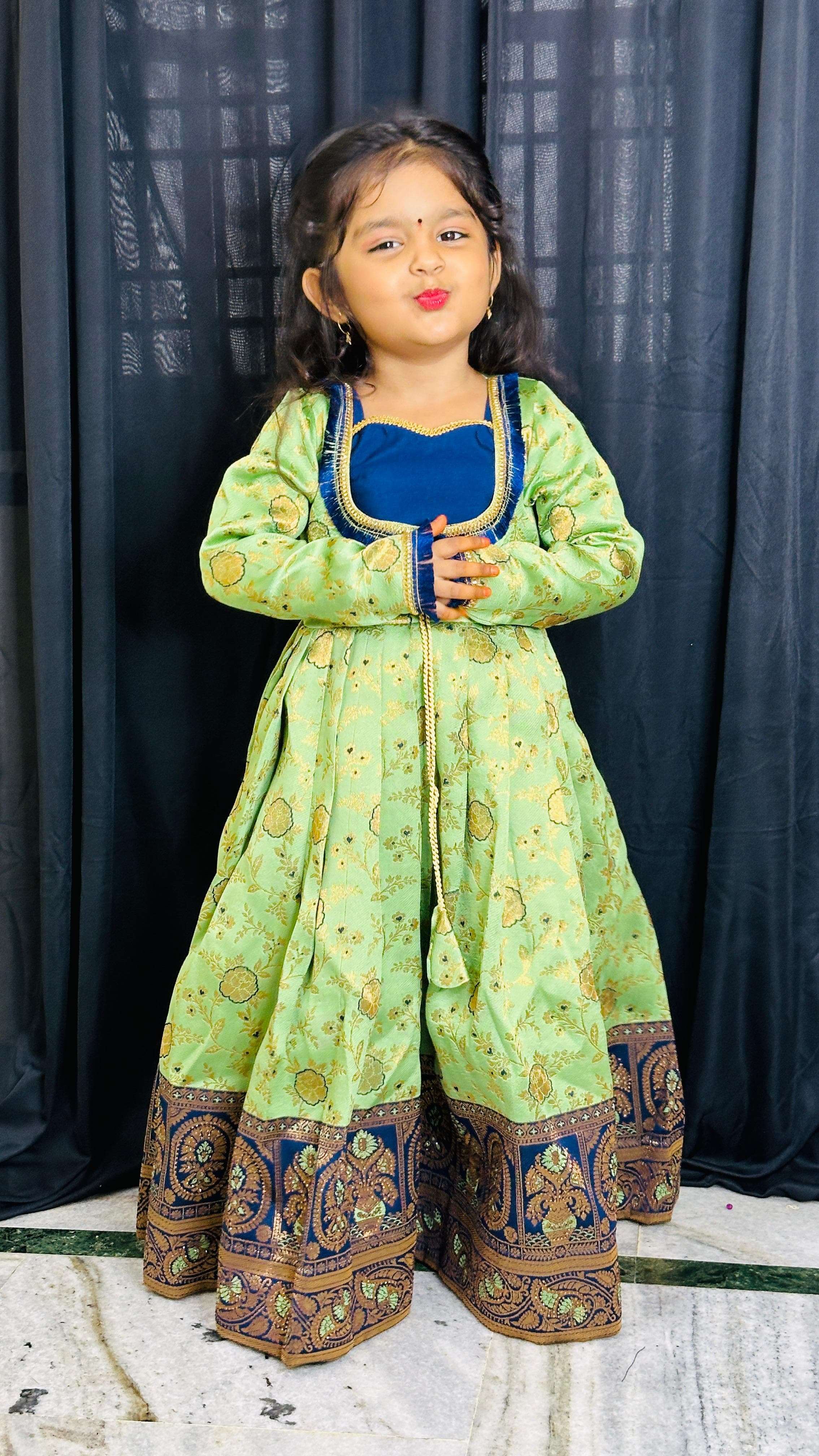 KIDS SPECAL ETHNIC WEAR READYMADE GOWN 