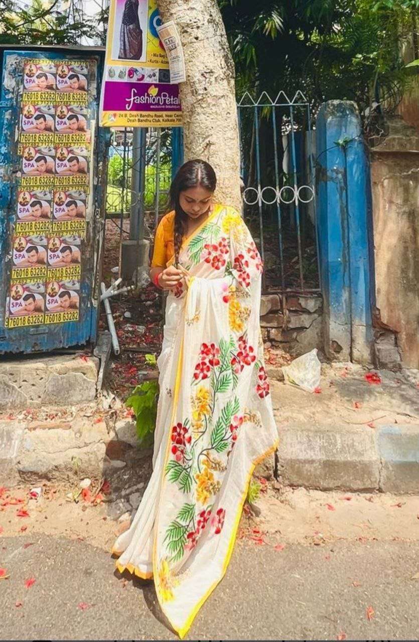 LINEN FABRICS WHITE SHADE FLOWER ORINTED SAREE