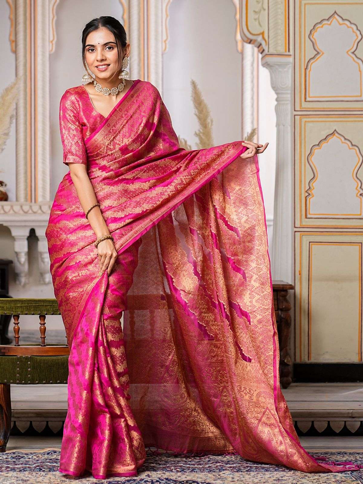 RANI PINK SHADES ORGANZA FABRICS LAHERIYA DESIGN SAREE