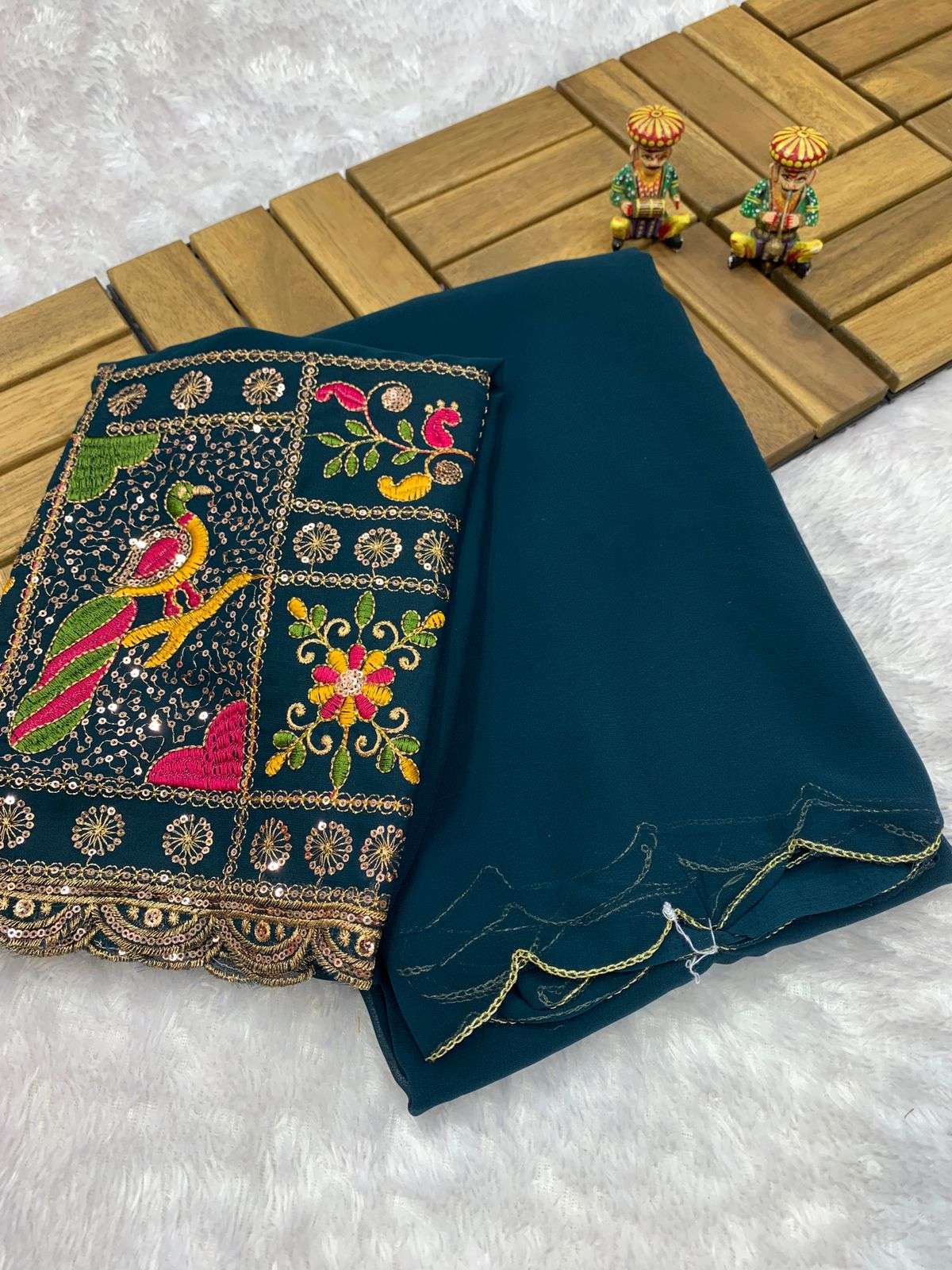 HEAVY EMBROIDERY WORK BLOUSE WITH PLAIN GEORGETTE SAREE 