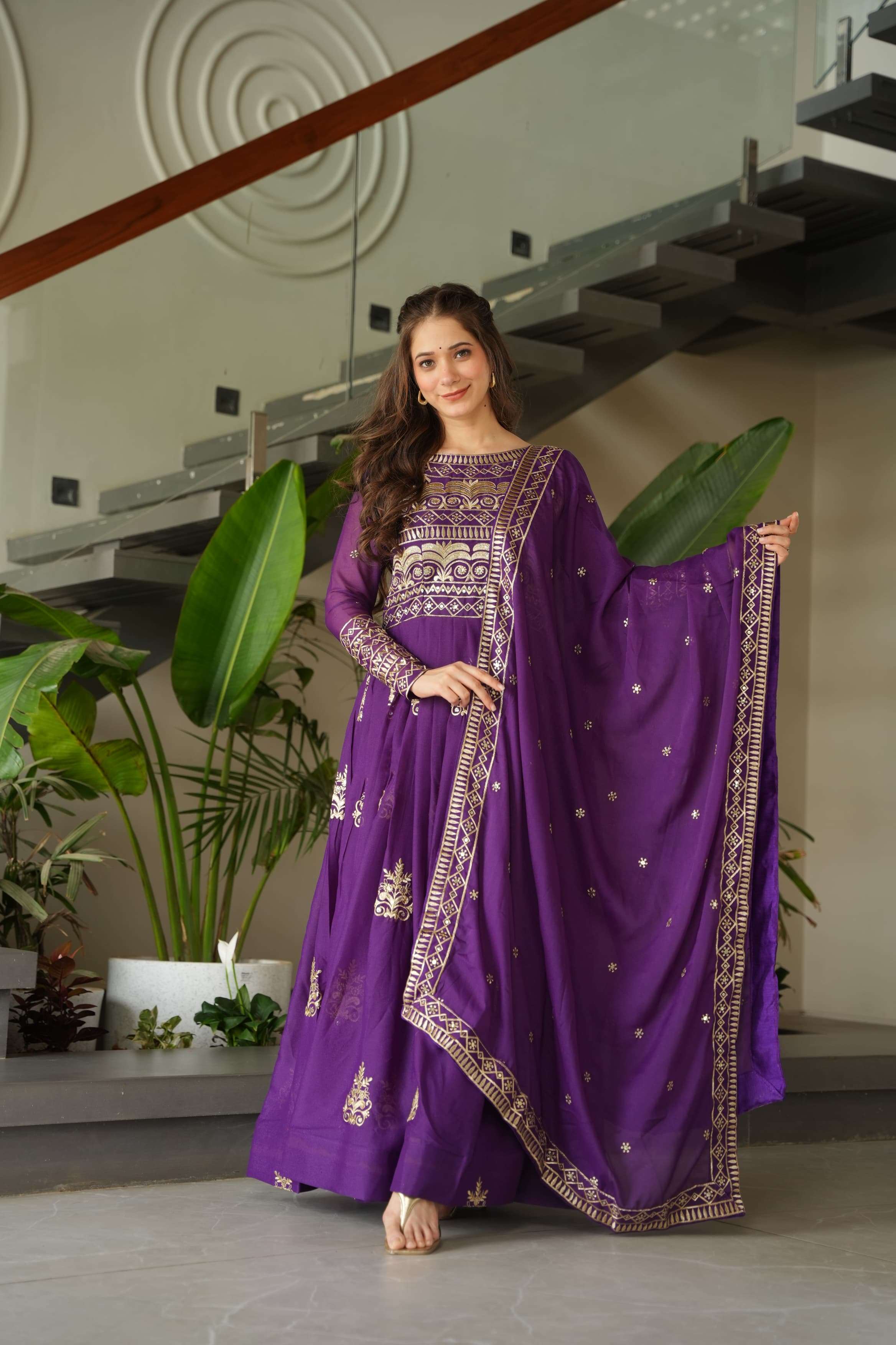 LONG ANARKALI STYLE SILK FABRIC DESIGNER PARTY WEAR LOOK READYMADE SUITS LW 9226 