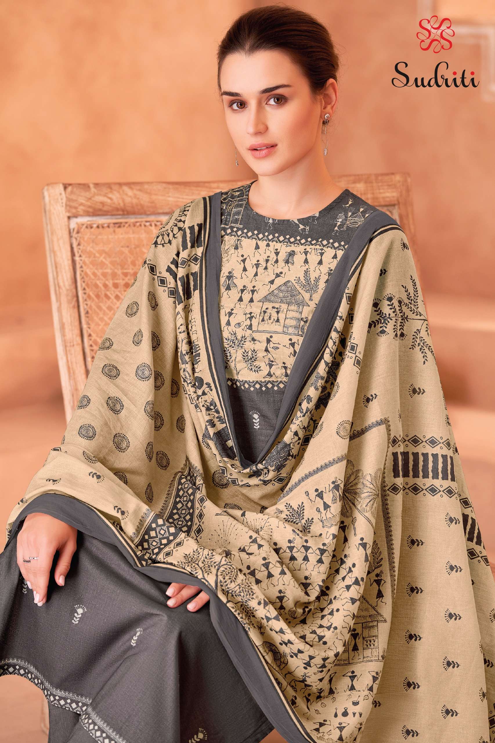 SUDRITI TRIBLE THREAD PAKISTANI LAWN COTTON DESIGN SALWAR SUIT RESELLER 