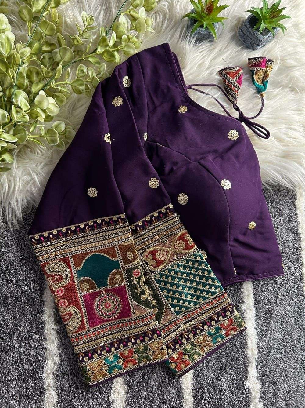 Wedding special Dark shades Beautiful embroidery work stich Blouse rf