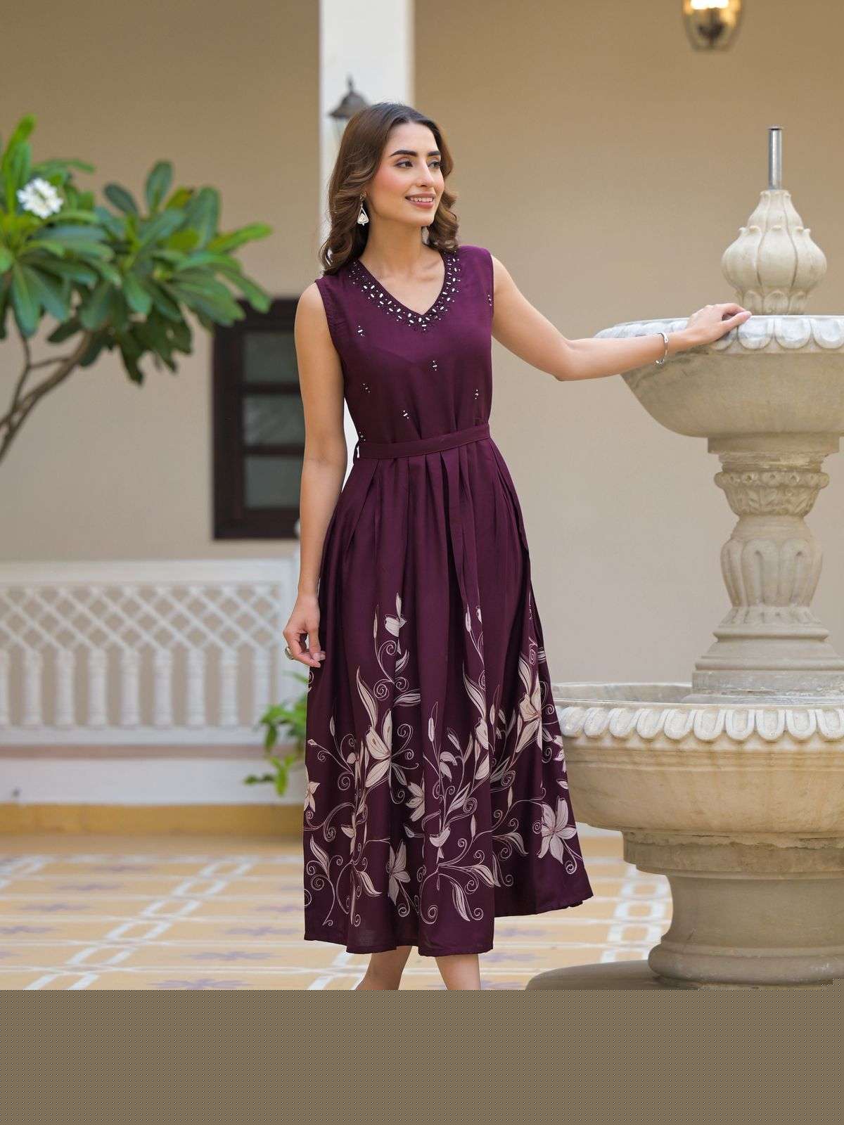 WESTERN MODAL SLEEVELESS KURTI OFFICE DAILY WEAR CLOTHES SUPPLIER FF 