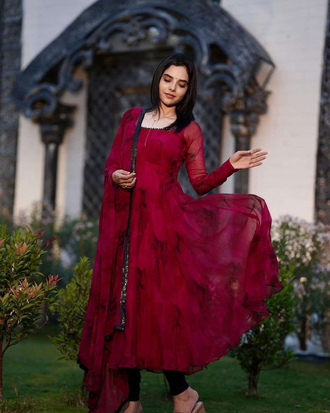 WOMEN PARTY WEAR ANARKALI GOWN WITH DUPATTA SET RESELLER LADY 
