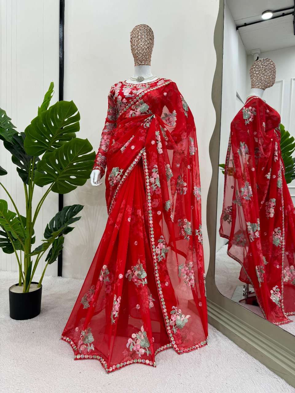 GEORGETTE FABRIC RED SHADES DIGITAL PRINTED FANCY SAREE   RASHMIKA