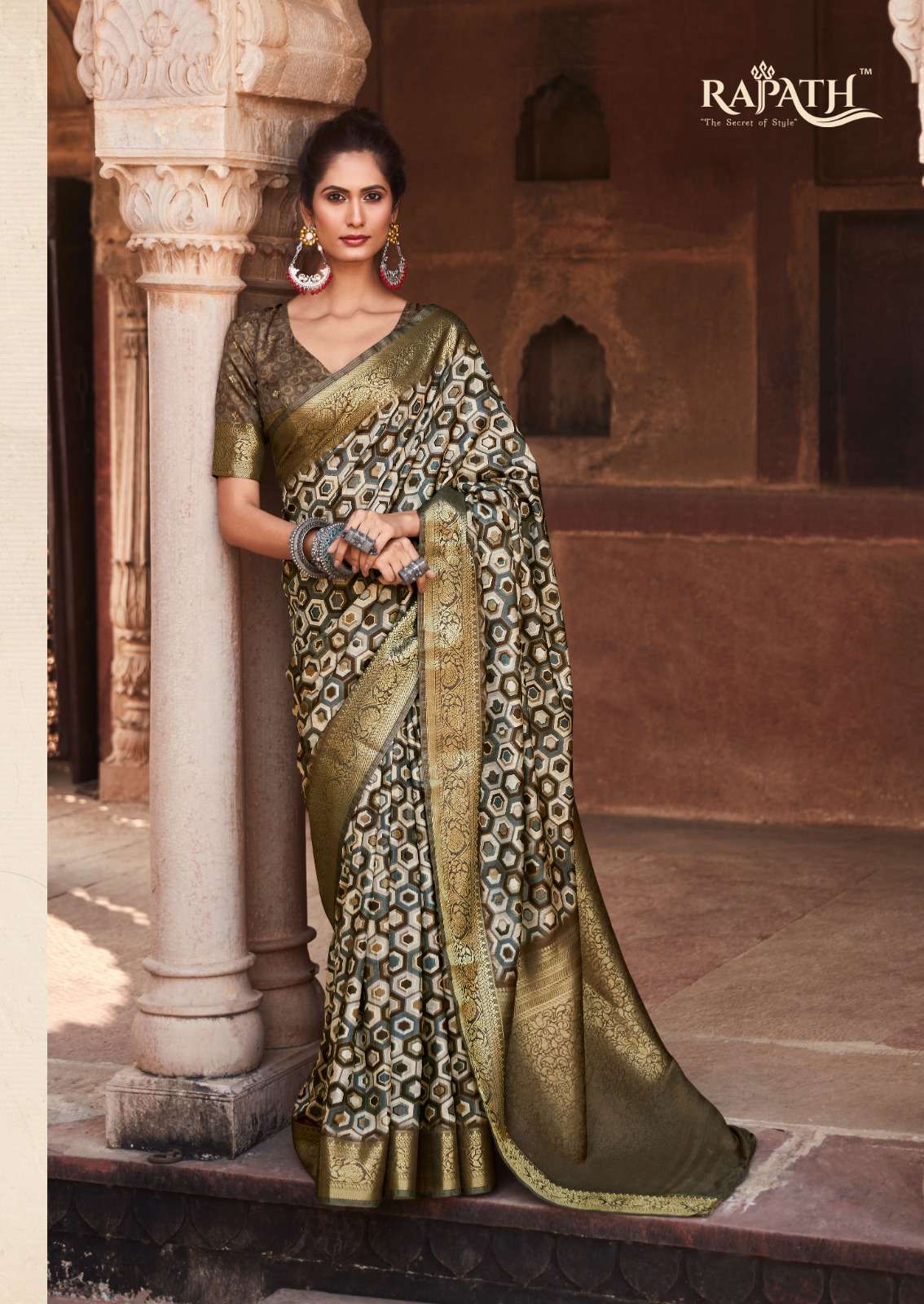 Silk Saree for Women in Yeola at best price by K K Handloom Sarees -  Justdial