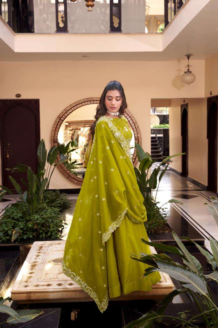 LNB 1439 SILK EMBROIDERY WORK STICH LEHENGA CHOLI 