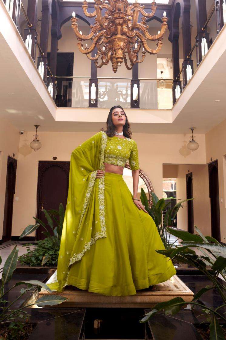 LNB 1439 SILK EMBROIDERY WORK STICH LEHENGA CHOLI 
