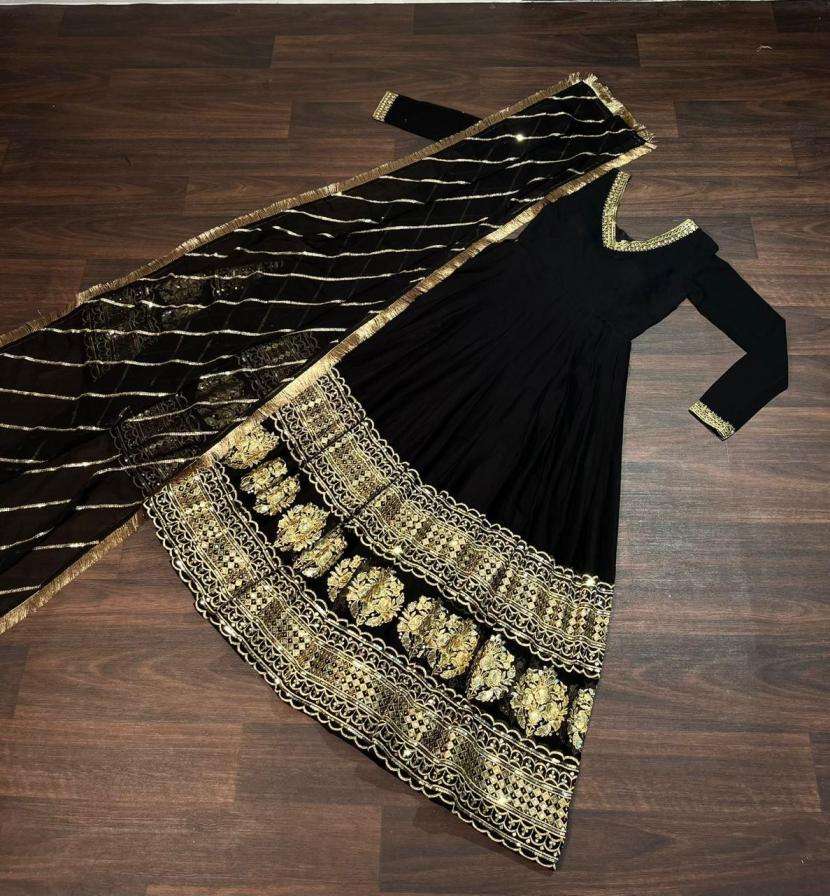 TRADITIONAL LOOK LONG ANARKALI STYLE BLOOMING FABRIC READYMADE SUITS LW 9150